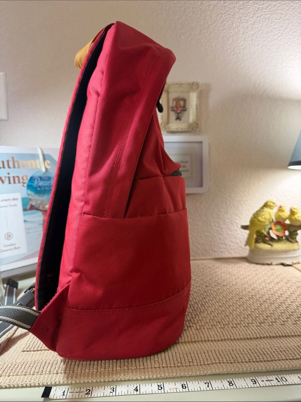 Pacsafe Slingsafe LX Anti-Theft RFID Travel Daypack | Locking Security Backpack